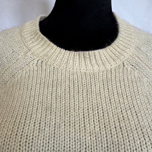 Banana Republic Wool Blend Sweater Beige - Picture 4 of 8